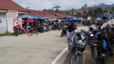 Berani Menjual di Bahu Jalan Pasar Mambi, Siap-Siap Mendapat Tindakan