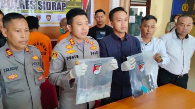 Satres Narkoba Polres Sidrap Amankan 2 Terduga Beserta 5 Bungkus Narkoba