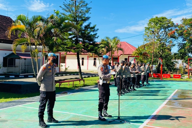 Sejumlah Anggota Polres Mamasa Kedapatan Tak Bawa SIM pada Kegiatan Gaktiblin Propam Polda Sulbar