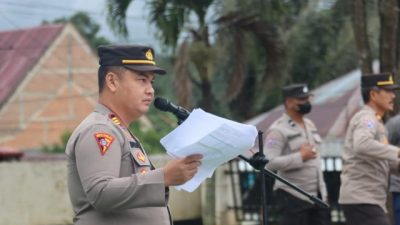 Dalam Rangka Pengamanan Perayaan Natal, Kabag Ops Polres Mamasa Pimpin Apel Cek Kesiapan