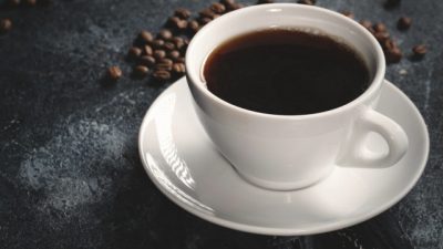 Ide Buruk Minum Kopi saat Perut Kosong, Kenali Resikonya dan cara Aman