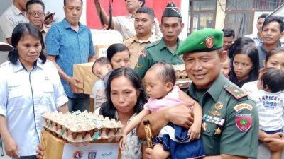 Peduli Stunting, Danrem 142 Mamasa Serahkan Bantuan