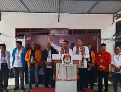 Zatria Jadi Bakal Paslon Pertama Daftar Ke KPU Tana Toraja Di Hari Terakhir